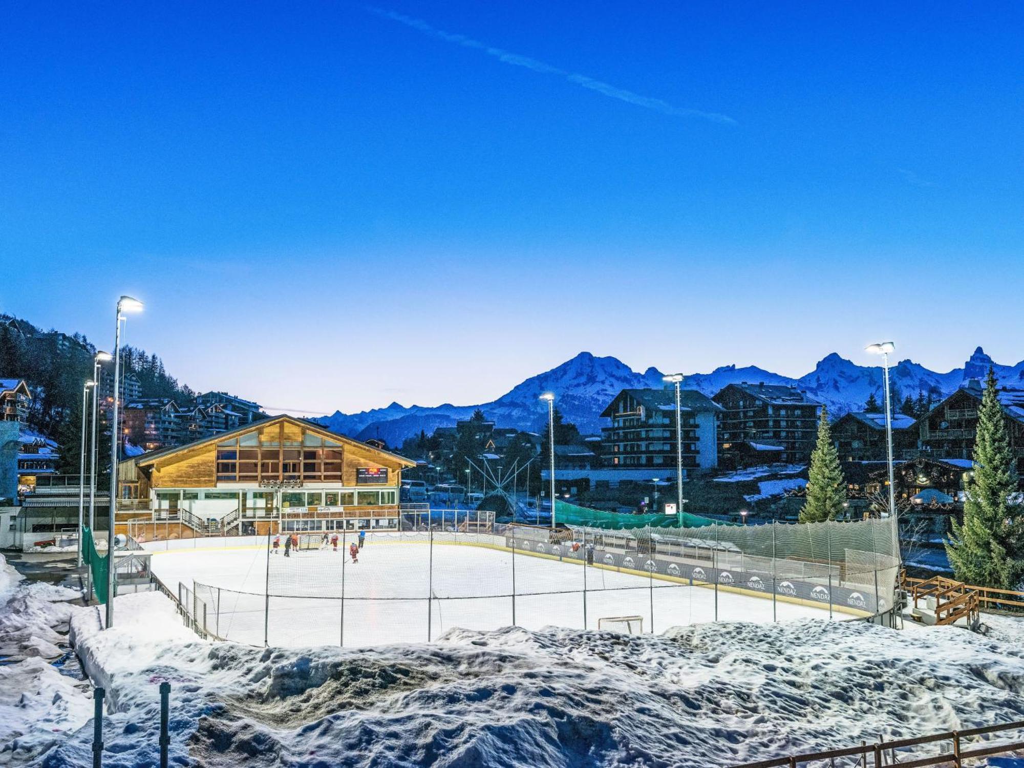 Chalet Les Etoiles By Interhome نينداز المظهر الخارجي الصورة